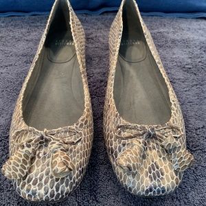 Stuart Weitzman Brown/Tan Leather Tassel Flat
